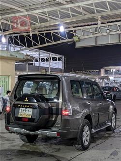 ميتسوبيشي باجيرو